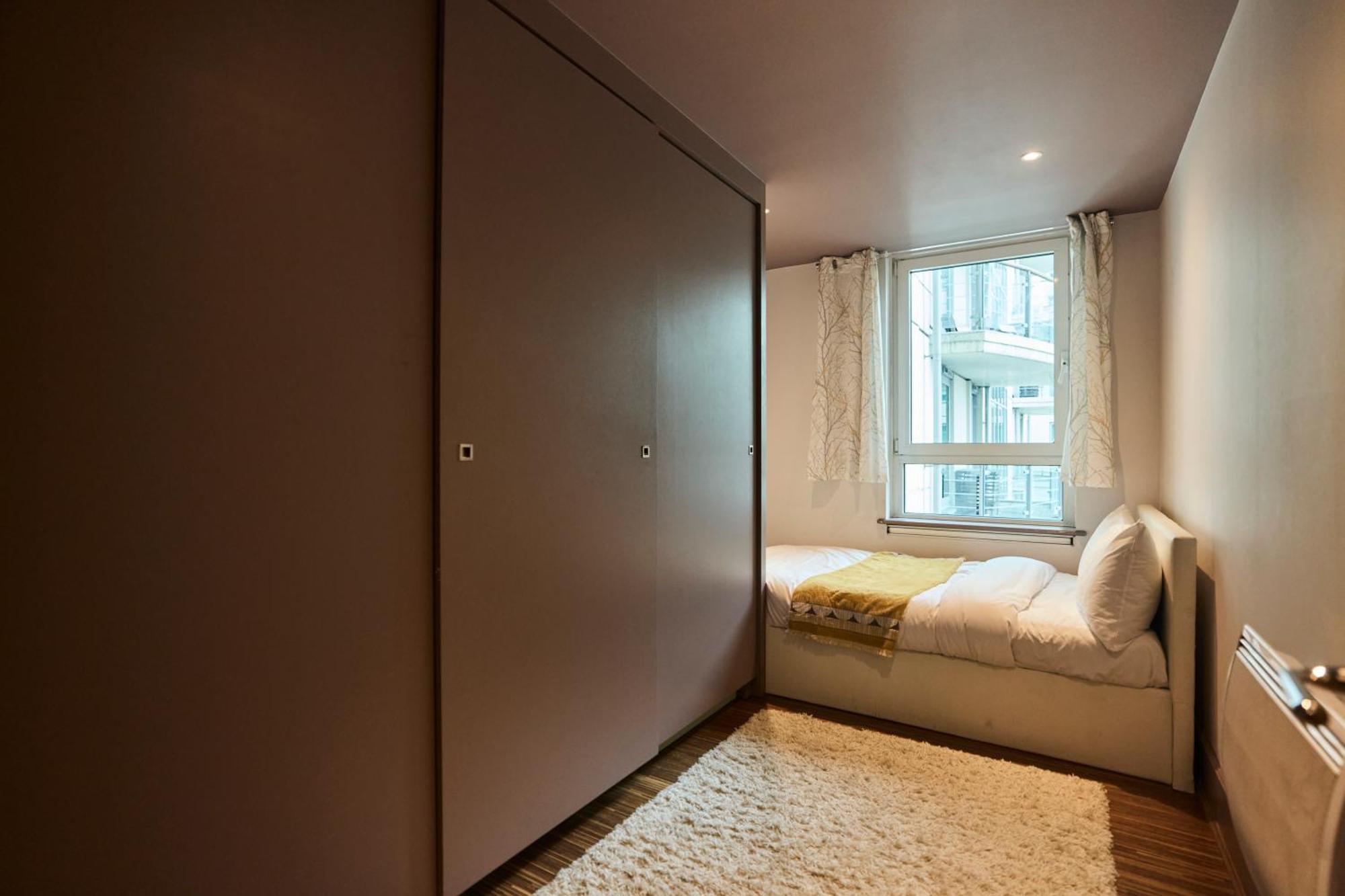 The Vauxhall Hideout - Comfy 2Bdr Flat With Balcony Лондон Екстер'єр фото