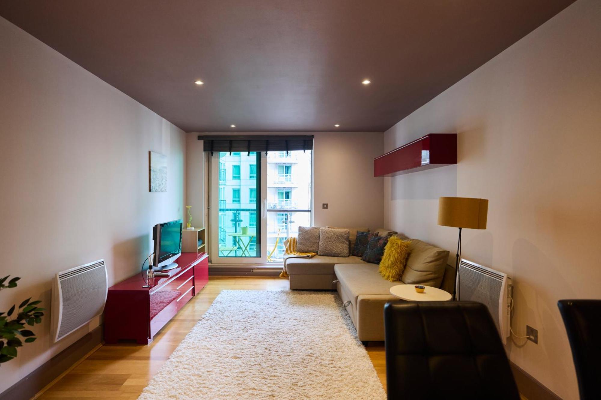 The Vauxhall Hideout - Comfy 2Bdr Flat With Balcony Лондон Екстер'єр фото