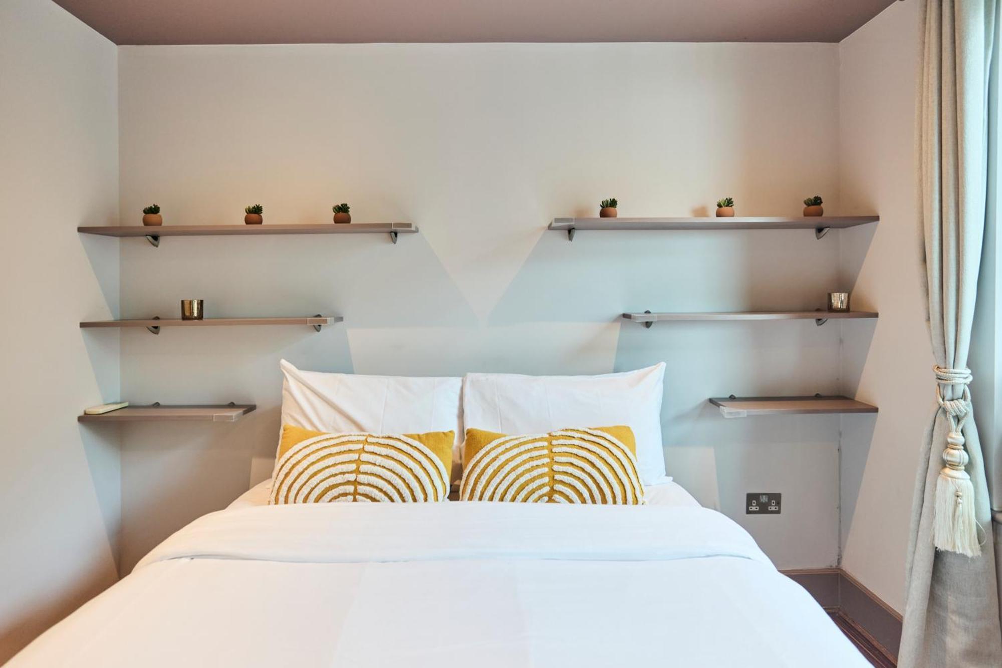 The Vauxhall Hideout - Comfy 2Bdr Flat With Balcony Лондон Екстер'єр фото